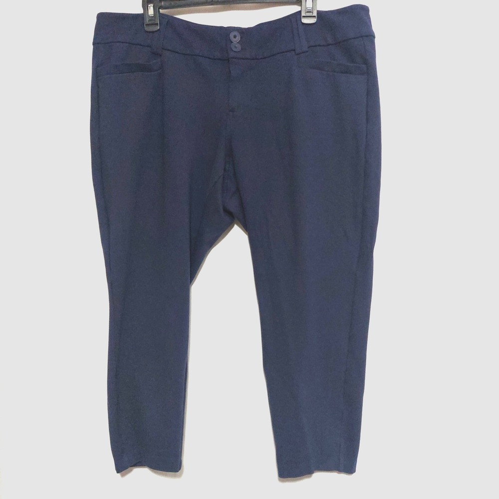 Torrid Womens 18 Knit Navy Cropped Trouser Pants Tapered Zipper Buttons Stretch